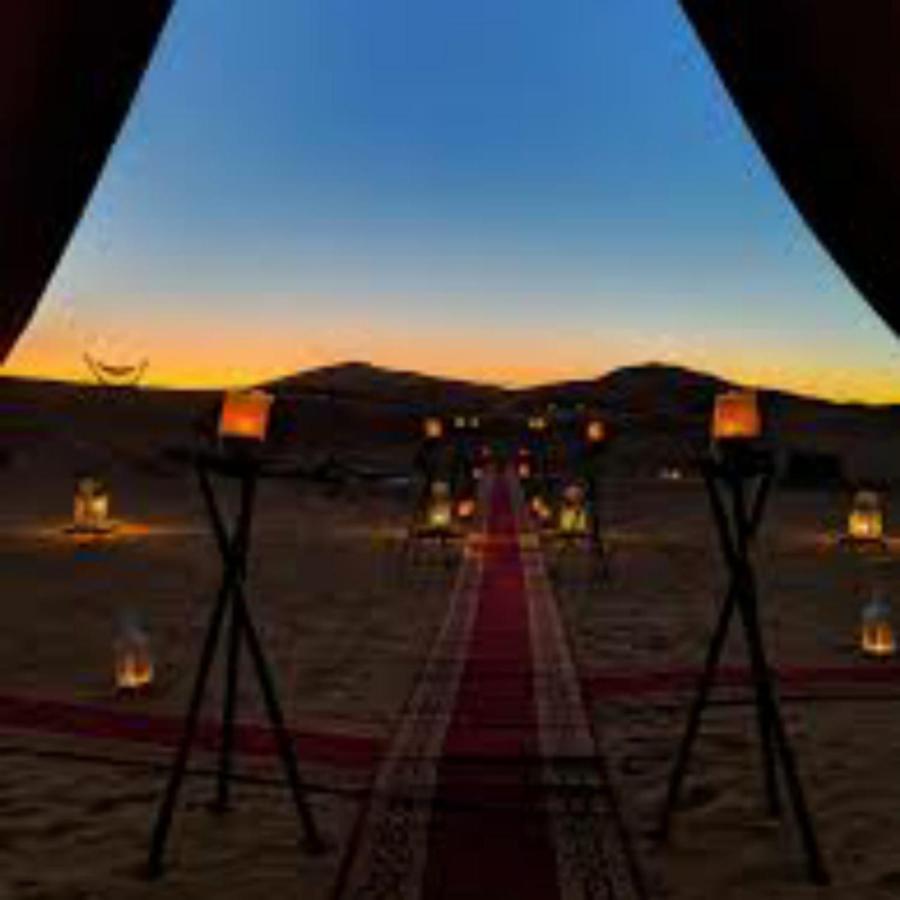 Готель Merzouga-Traditional-Camp Екстер'єр фото